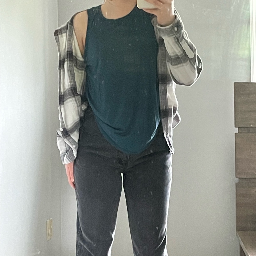 athletic top from old navy